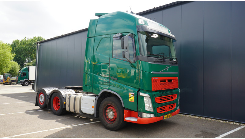 Volvo FH 460 6X2 EURO 6 GLOBETROTTER - Tracteur routier: photos 4 Volvo FH 460 6X2 EURO 6 GLOBETROTTER - Tracteur routier: photos 4