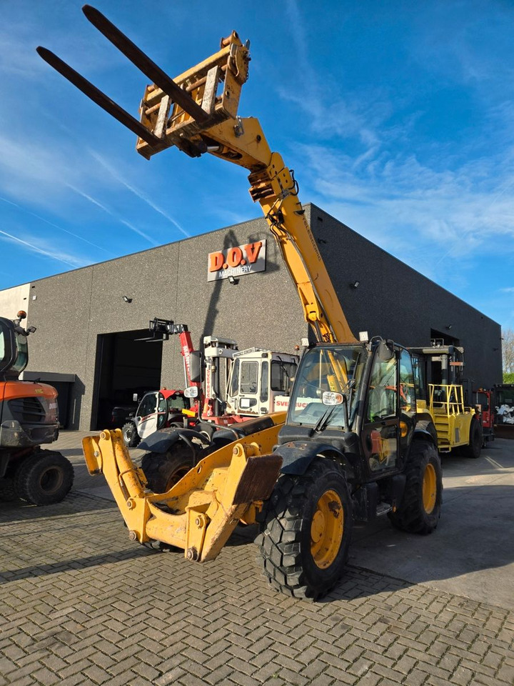JCB 535-105 - Chariot télescopique: photos 1 JCB 535-105 - Chariot télescopique: photos 1