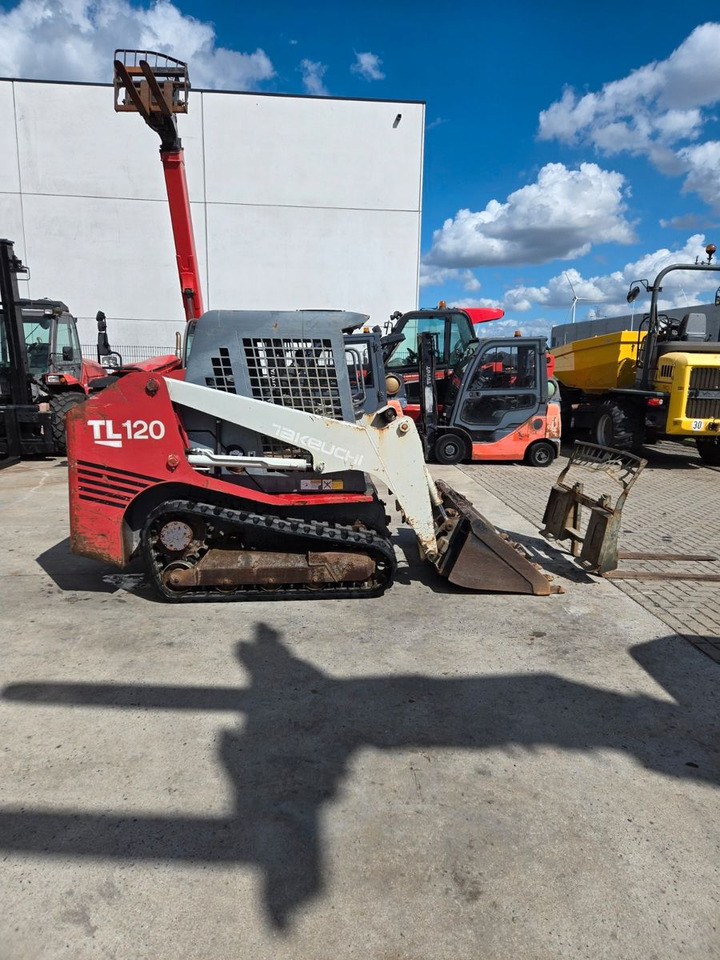 Takeuchi TL120 - Chargeuse sur pneus: photos 4 Takeuchi TL120 - Chargeuse sur pneus: photos 4