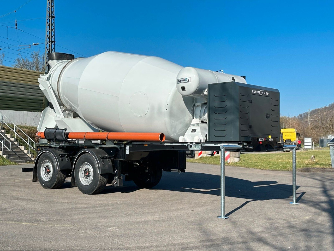 EUROMIX MTP - 10m³ Betonmischer-Auflieger - Camion malaxeur: photos 1 EUROMIX MTP - 10m³ Betonmischer-Auflieger - Camion malaxeur: photos 1