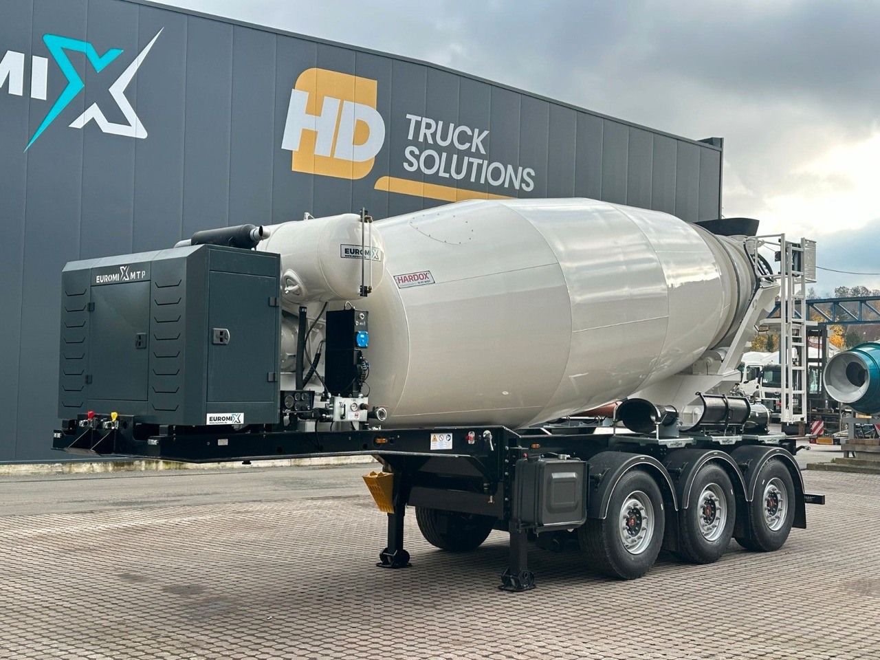 EUROMIX MTP - 12m³ Betonmischer-Auflieger - Camion malaxeur: photos 1 EUROMIX MTP - 12m³ Betonmischer-Auflieger - Camion malaxeur: photos 1