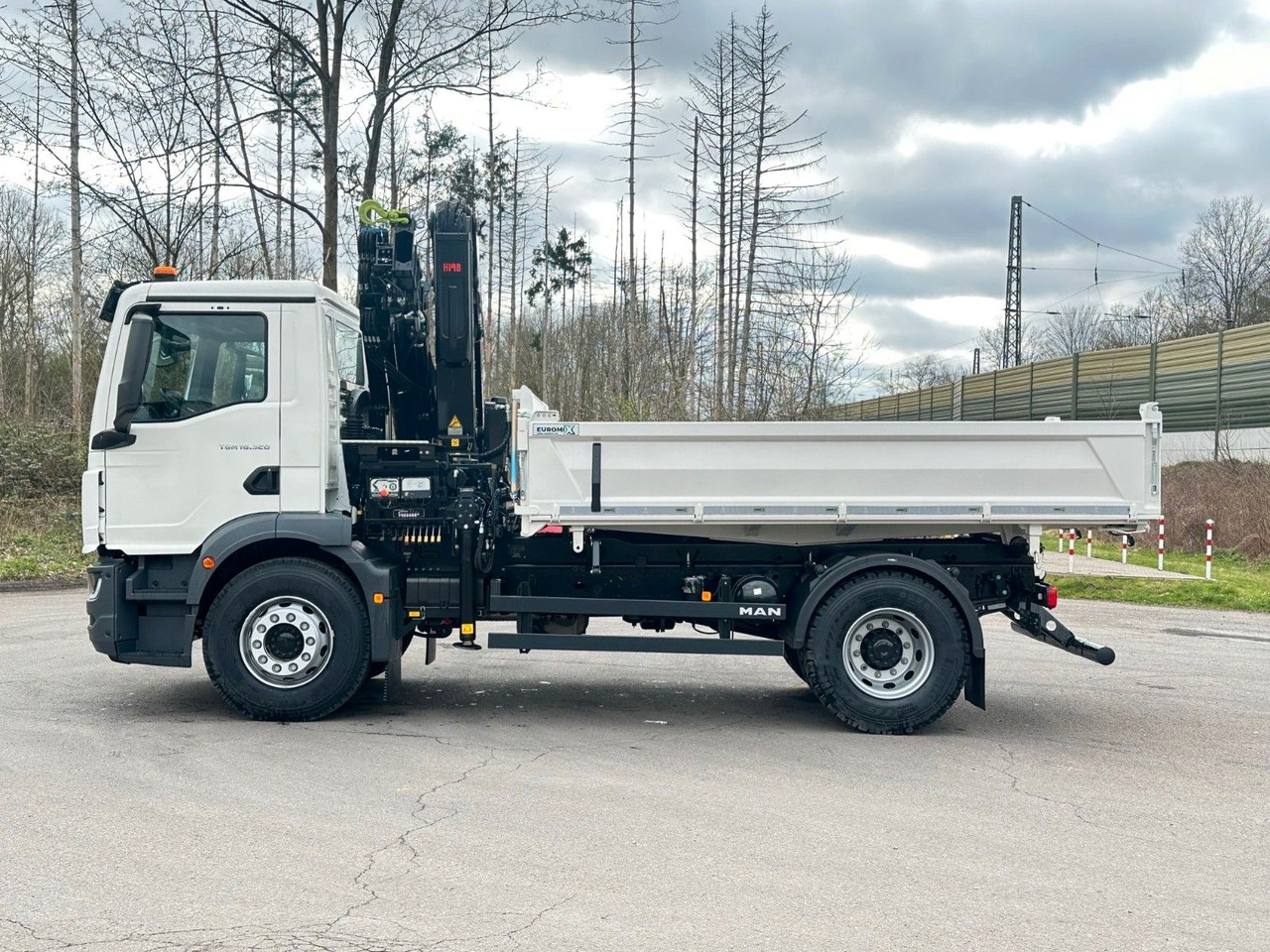 MAN TGM 18.320 4x2 Euro6e Hiab X-HiDuo 138DS-3 - Camion benne, Camion grue: photos 3 MAN TGM 18.320 4x2 Euro6e Hiab X-HiDuo 138DS-3 - Camion benne, Camion grue: photos 3