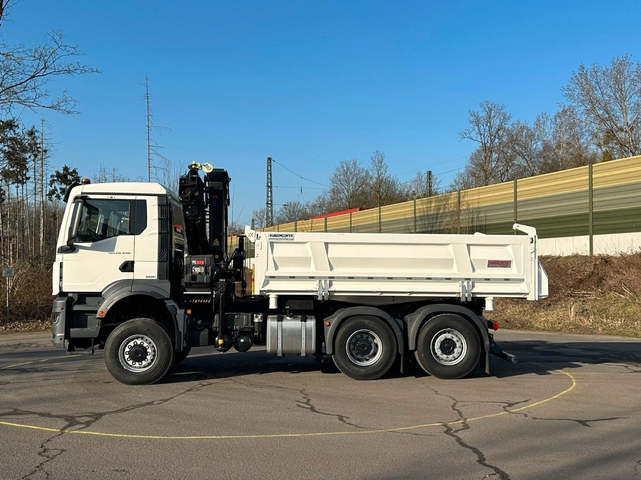 MAN TGS 28.440 6x4-4/3-Seiten- Kipper / Hiab 228-6 - Camion benne, Camion grue: photos 5 MAN TGS 28.440 6x4-4/3-Seiten- Kipper / Hiab 228-6 - Camion benne, Camion grue: photos 5
