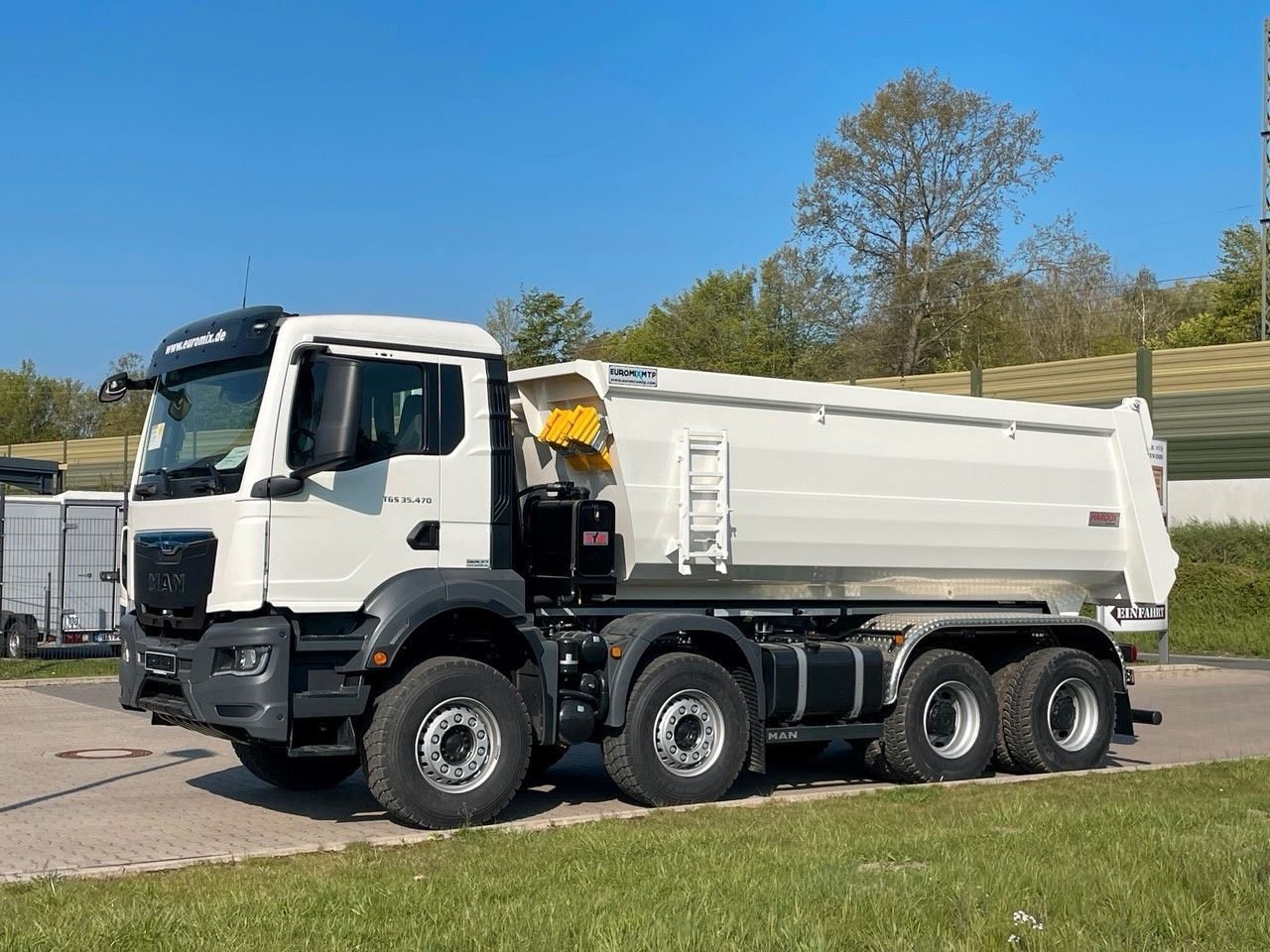 MAN TGS 35.470 BB 8X4 Mulden Kipper 10X Vorhanden - Camion benne: photos 2 MAN TGS 35.470 BB 8X4 Mulden Kipper 10X Vorhanden - Camion benne: photos 2