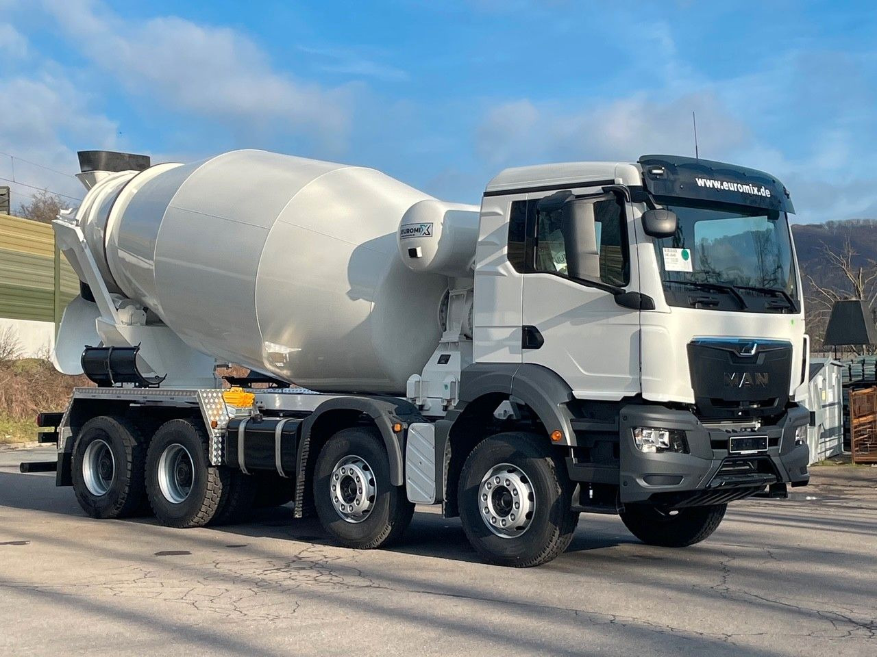 MAN TGS 41.400 8x4 / EuromixMTP EM 10m³ R / EURO 2 - Camion malaxeur: photos 1 MAN TGS 41.400 8x4 / EuromixMTP EM 10m³ R / EURO 2 - Camion malaxeur: photos 1
