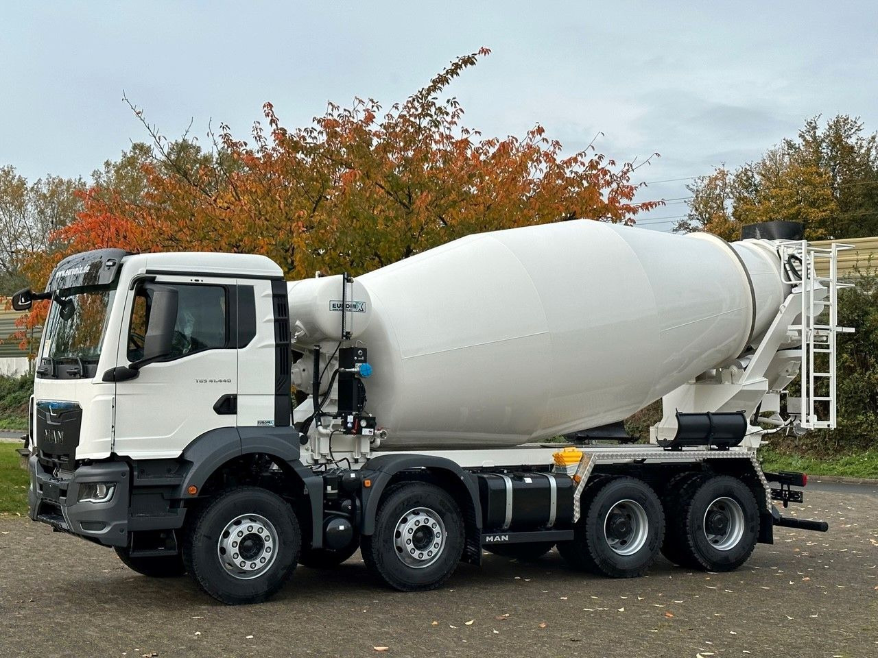 MAN TGS 41.440 8x4 /Euro6e Euromix EM 10 L - Camion malaxeur: photos 1 MAN TGS 41.440 8x4 /Euro6e Euromix EM 10 L - Camion malaxeur: photos 1