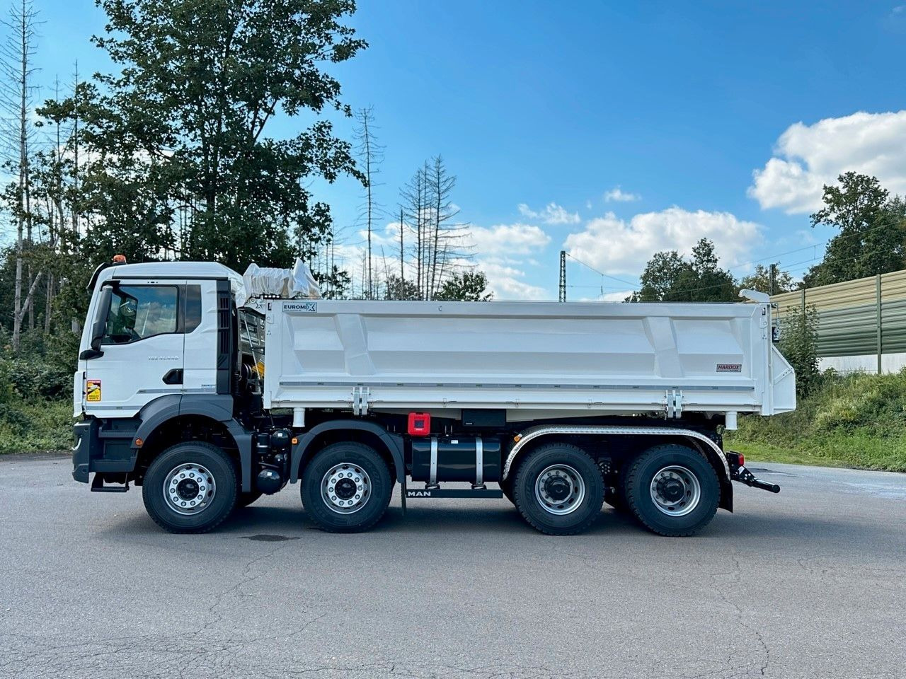 MAN TGS 41.440 8x4 EuromixMTP 3-Seiten-Kipper - Camion benne: photos 3 MAN TGS 41.440 8x4 EuromixMTP 3-Seiten-Kipper - Camion benne: photos 3