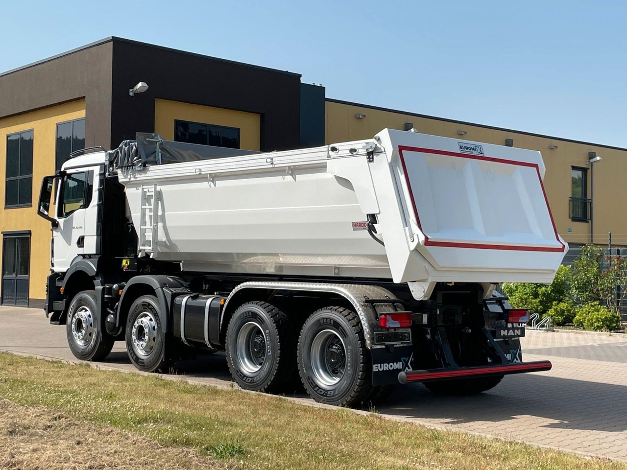 MAN TGS 41.480 8x4 /EuromixMTP /Hydraulische Klapp - Camion benne: photos 5 MAN TGS 41.480 8x4 /EuromixMTP /Hydraulische Klapp - Camion benne: photos 5