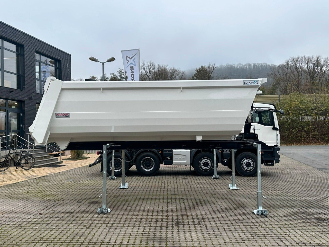 MAN TGS 41.480 8x4 WECHSELSYSTEM KIPPER+MISCHER - Camion malaxeur: photos 4 MAN TGS 41.480 8x4 WECHSELSYSTEM KIPPER+MISCHER - Camion malaxeur: photos 4