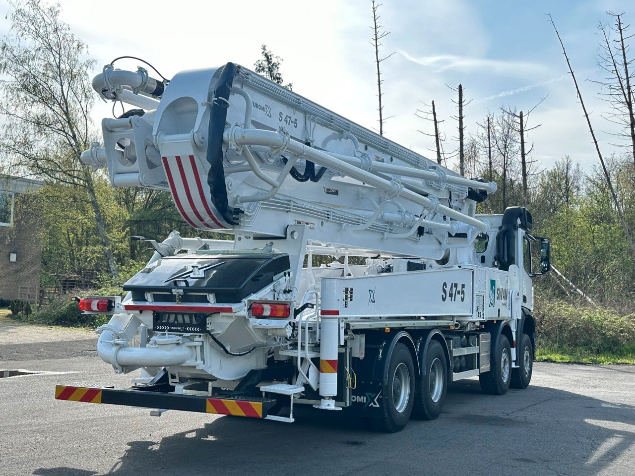 Mercedes-Benz Arocs 5 4542 8x4 SWAN TSP 47-5 160RZ ( 47m ) - Camion malaxeur: photos 5 Mercedes-Benz Arocs 5 4542 8x4 SWAN TSP 47-5 160RZ ( 47m ) - Camion malaxeur: photos 5