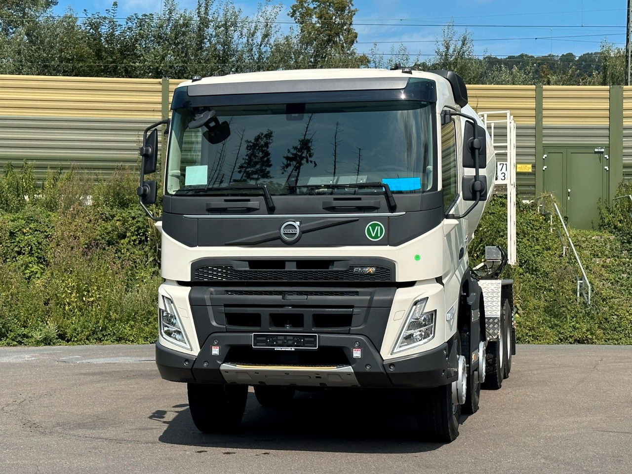 Volvo FMX 460 8x4 / EuromixMTP EM 9 L Euro6e - Camion malaxeur: photos 2 Volvo FMX 460 8x4 / EuromixMTP EM 9 L Euro6e - Camion malaxeur: photos 2