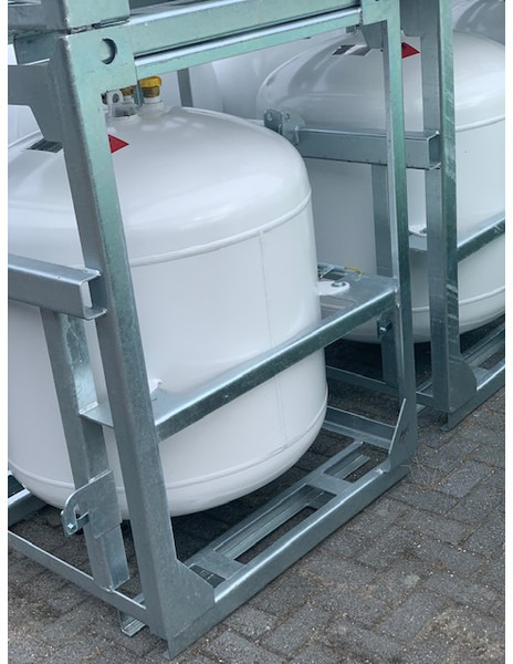 De Visser ADR LPG GASTANK 760 LITER FULL FRAME - Réservoir de carburant pour Camion: photos 3 De Visser ADR LPG GASTANK 760 LITER FULL FRAME - Réservoir de carburant pour Camion: photos 3