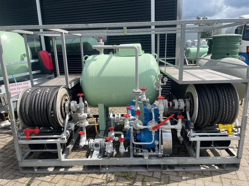 LPG Mobile Intervention 990L tank Unit including compressor and hoses - Réservoir de carburant pour Camion: photos 1 LPG Mobile Intervention 990L tank Unit including compressor and hoses - Réservoir de carburant pour Camion: photos 1