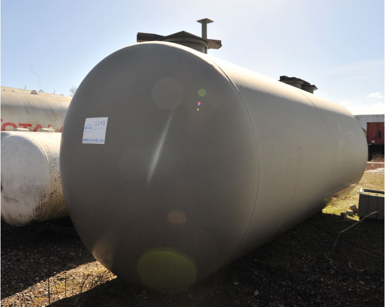 Propaan/Butaan LPG gastank 20m3 (10 ton) Used gas tank 20m3 Ø 2200 Aboveground and underground Gas,Gaz, LPG ID 1.013 - Réservoir de carburant pour Camion: photos 5 Propaan/Butaan LPG gastank 20m3 (10 ton) Used gas tank 20m3 Ø 2200 Aboveground and underground Gas,Gaz, LPG ID 1.013 - Réservoir de carburant pour Camion: photos 5