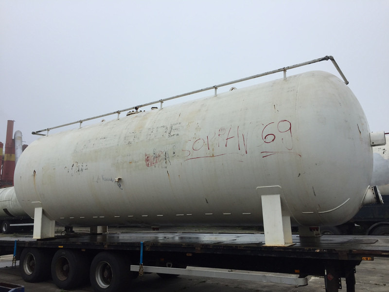 Visser 50.000 Liter Stationary gastank Gas, Gaz, LPG, GPL, Propane, Butane tank aboveground Pressure: 15,6 bar • Working temperature: -20/+40°C •conditions on request ID 1.154 - Réservoir de carburant pour Camion: photos 2 Visser 50.000 Liter Stationary gastank Gas, Gaz, LPG, GPL, Propane, Butane tank aboveground Pressure: 15,6 bar • Working temperature: -20/+40°C •conditions on request ID 1.154 - Réservoir de carburant pour Camion: photos 2