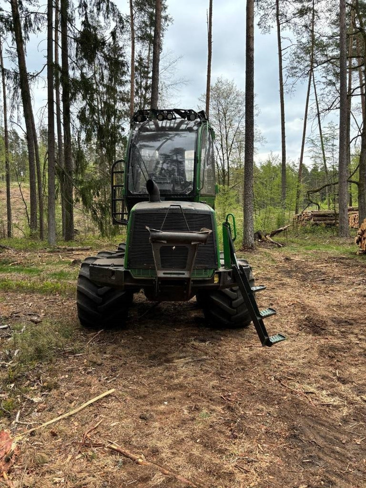 John Deere 810 E  - Porteur: photos 3 John Deere 810 E  - Porteur: photos 3