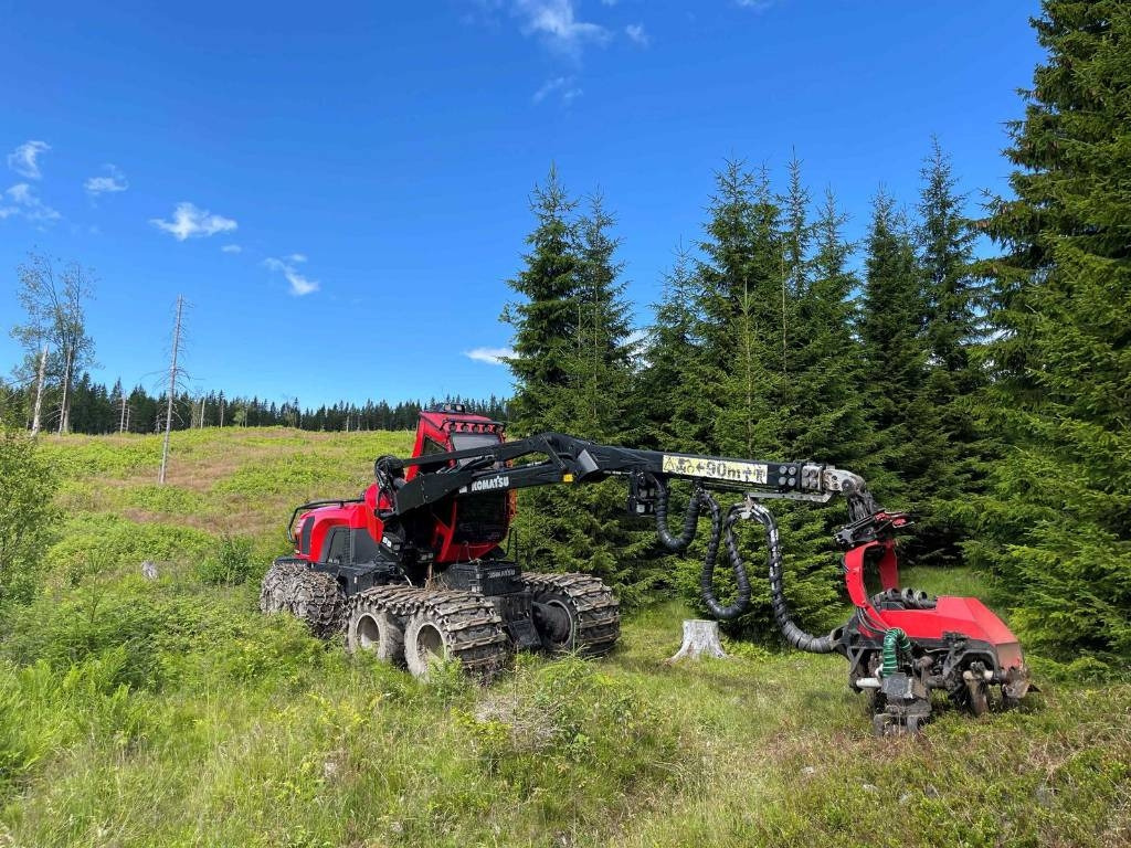 Komatsu 931 XC  - Abatteuse: photos 1 Komatsu 931 XC  - Abatteuse: photos 1