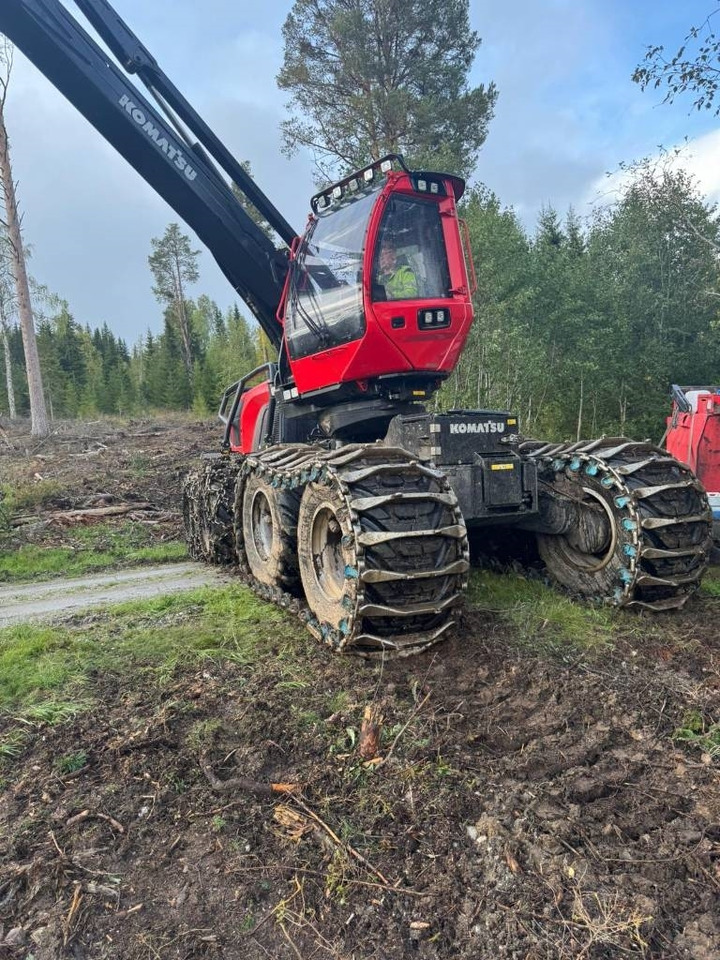 Komatsu 951 XC  - Abatteuse: photos 5 Komatsu 951 XC  - Abatteuse: photos 5