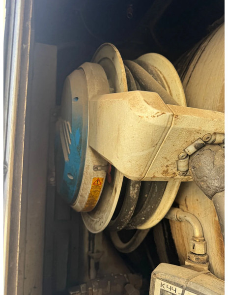 Camion pour transport de bitume Scania P94-300 **BURTEC BITUM SPRAYER-BELGIAN TRUCK**: photos 8 Camion pour transport de bitume Scania P94-300 **BURTEC BITUM SPRAYER-BELGIAN TRUCK**: photos 8