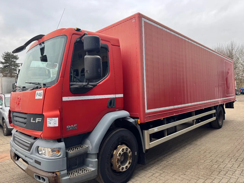 DAF LF 55.220 **18,6TON-MANUAL GEARBOX-BELGIAN TRUCK** - Camion fourgon: photos 1 DAF LF 55.220 **18,6TON-MANUAL GEARBOX-BELGIAN TRUCK** - Camion fourgon: photos 1