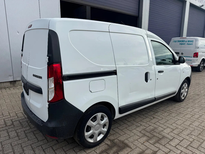 Dacia Dokker **EURO 6B-1461CC** - Fourgonnette: photos 4 Dacia Dokker **EURO 6B-1461CC** - Fourgonnette: photos 4