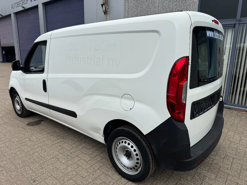 Fourgonnette Fiat Doblò **EURO 6B-AIRCO**: photos 8
