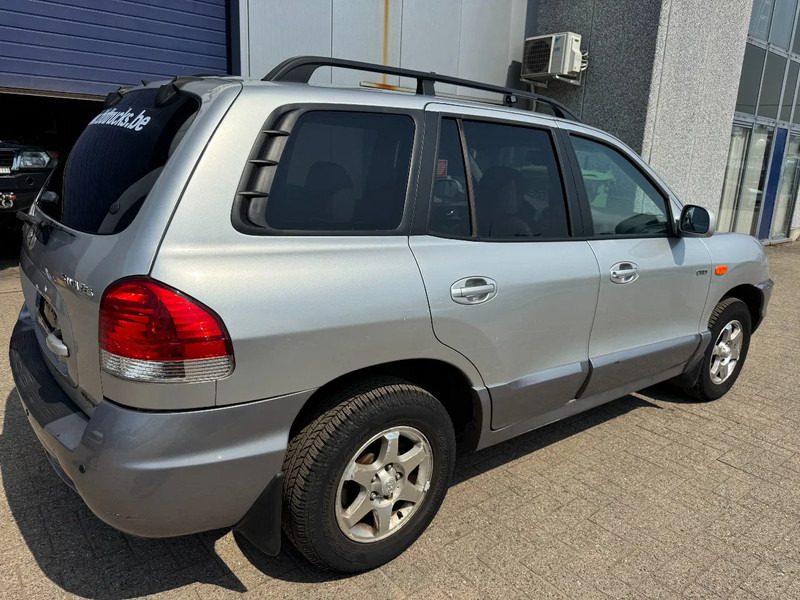 Hyundai Santa Fe **97000KM ONLY** - SUV: photos 4 Hyundai Santa Fe **97000KM ONLY** - SUV: photos 4