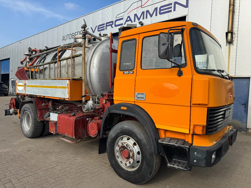 Iveco Turbotech **VACUMTRUCK-HYDROCUREUR** - Camion hydrocureur: photos 1 Iveco Turbotech **VACUMTRUCK-HYDROCUREUR** - Camion hydrocureur: photos 1