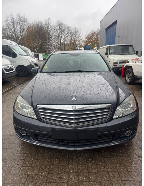 Mercedes-Benz C-Klasse **C200CDI-EURO 5-BELGIAN ORIGINE** - Voiture: photos 2 Mercedes-Benz C-Klasse **C200CDI-EURO 5-BELGIAN ORIGINE** - Voiture: photos 2