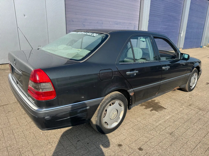 Mercedes-Benz C-Klasse **C220DIESEL-BELGIANCAR** - Berline: photos 4 Mercedes-Benz C-Klasse **C220DIESEL-BELGIANCAR** - Berline: photos 4