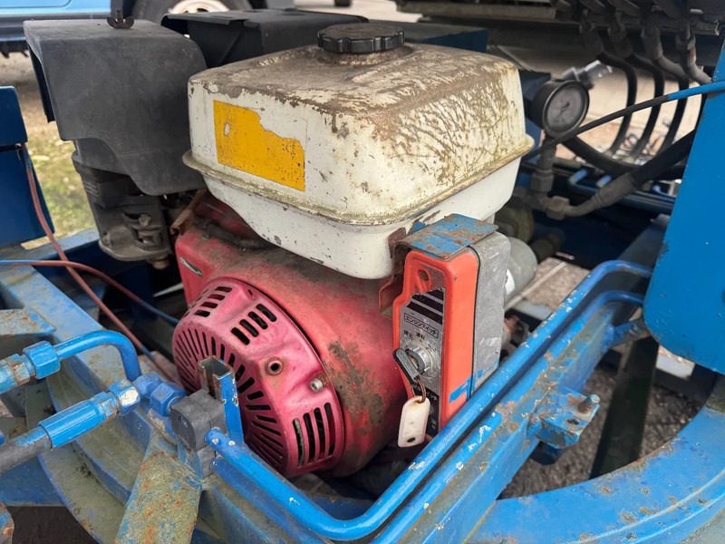 Klaas **LADDERLIFT-DAKWERKERSLIFT-VERHUISLIFT** - Remorque: photos 4 Klaas **LADDERLIFT-DAKWERKERSLIFT-VERHUISLIFT** - Remorque: photos 4