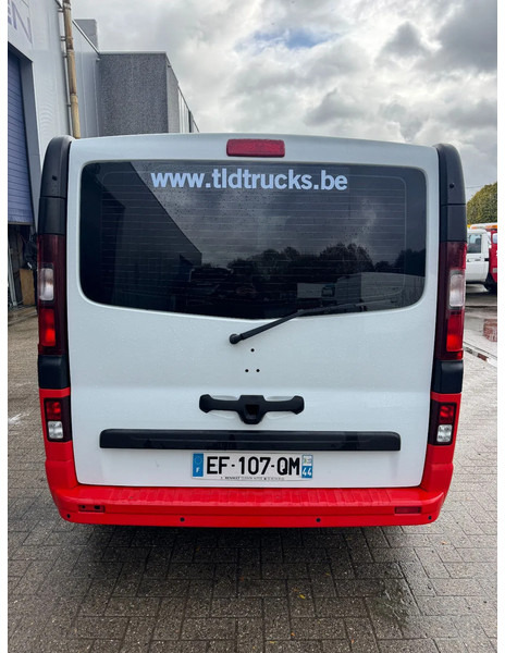 Renault Trafic **AMBULANCE-EURO 5-AC-DCI120** - Ambulance: photos 5 Renault Trafic **AMBULANCE-EURO 5-AC-DCI120** - Ambulance: photos 5