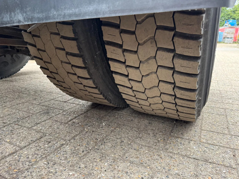 Tracteur routier Renault Premium 380 **EURO 4-BELGIAN TRUCK**: photos 20 Tracteur routier Renault Premium 380 **EURO 4-BELGIAN TRUCK**: photos 20