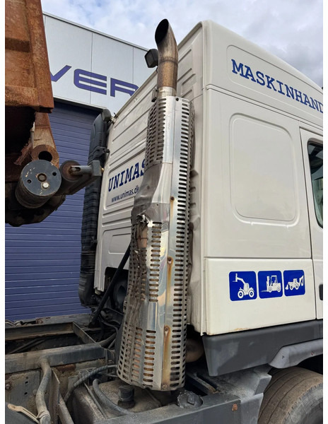 Volvo FM 440 **8X4-CABLE SYSTEM+CONTAINER-EURO 3-I SHIFT** - Camion - système de câble: photos 5 Volvo FM 440 **8X4-CABLE SYSTEM+CONTAINER-EURO 3-I SHIFT** - Camion - système de câble: photos 5