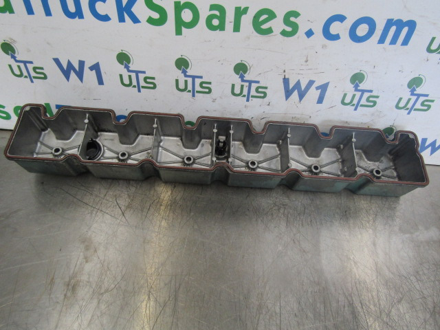 CUMMINS 6 CTA C SERIES ROCKER COVER P/NO 3930903 - Moteur et pièces pour Camion: photos 3 CUMMINS 6 CTA C SERIES ROCKER COVER P/NO 3930903 - Moteur et pièces pour Camion: photos 3