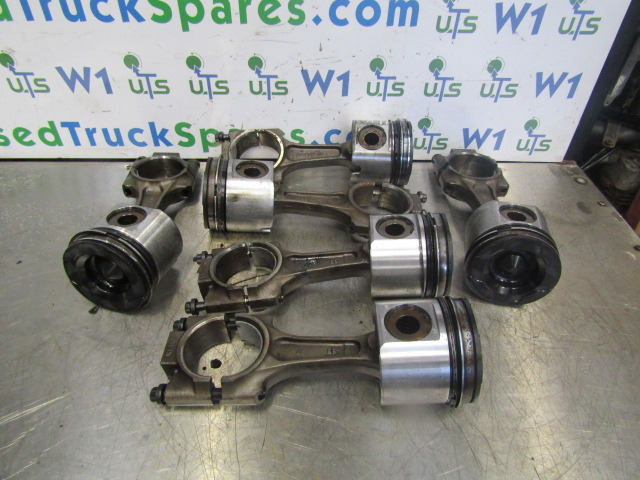 CUMMINS M11 CONROD + PISTON P/NO 3079629/16 - Moteur et pièces pour Camion: photos 3 CUMMINS M11 CONROD + PISTON P/NO 3079629/16 - Moteur et pièces pour Camion: photos 3