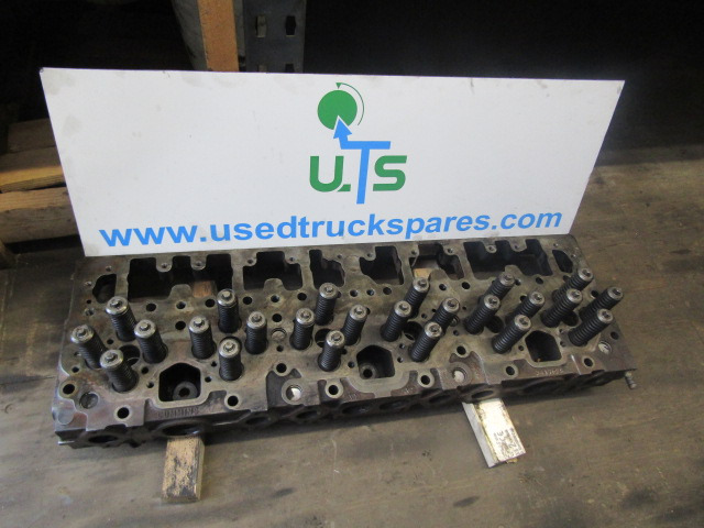 CUMMINS M11 CYLINDER HEAD P/NO 3417629 - Moteur et pièces pour Camion: photos 2 CUMMINS M11 CYLINDER HEAD P/NO 3417629 - Moteur et pièces pour Camion: photos 2