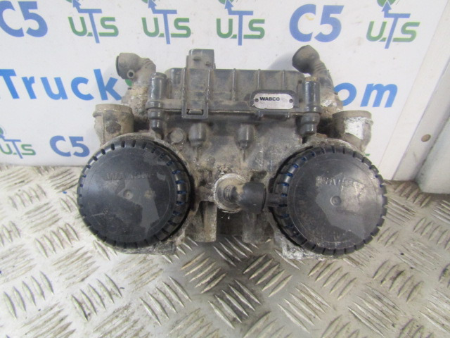 DAF LF 220 EURO 6 REAR AXLE EBS 2 BRAKE CONTROL UNIT P/NO 4801051050/1818832 - Pièces de frein pour Camion: photos 1 DAF LF 220 EURO 6 REAR AXLE EBS 2 BRAKE CONTROL UNIT P/NO 4801051050/1818832 - Pièces de frein pour Camion: photos 1