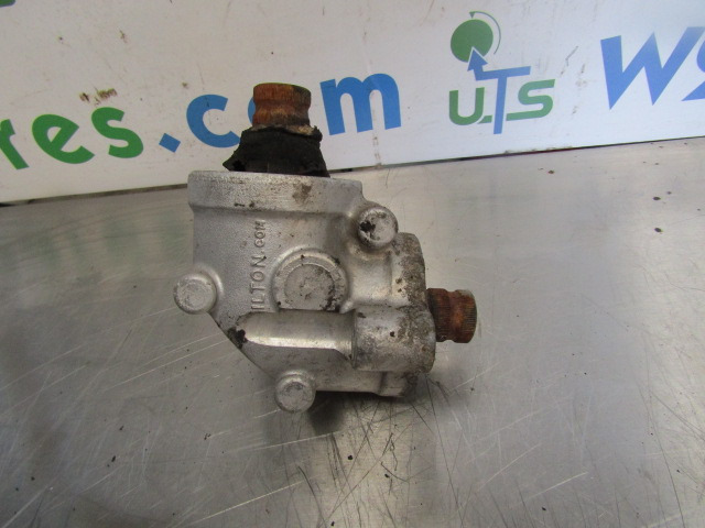 DENNIS ELITE II STEERING BEVEL ANGLE BOX - Commande de gouvernail pour Véhicule de voirie/ Spécial: photos 3 DENNIS ELITE II STEERING BEVEL ANGLE BOX - Commande de gouvernail pour Véhicule de voirie/ Spécial: photos 3