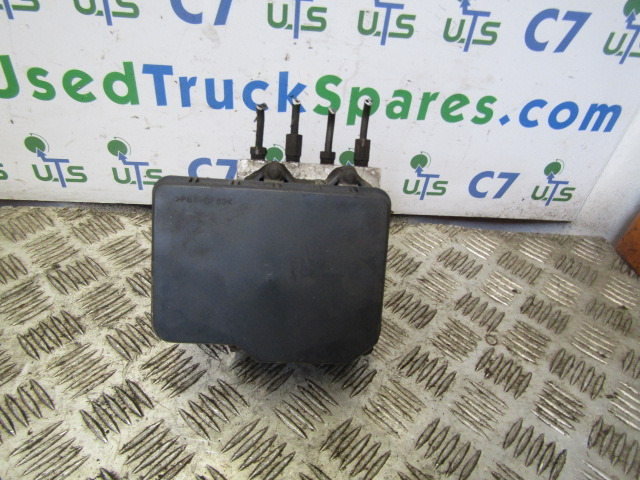 ISUZU N75 150 EURO 6 ABS PUMP/ECU P/NO 8974849300 - Bloc de gestion pour Camion: photos 1 ISUZU N75 150 EURO 6 ABS PUMP/ECU P/NO 8974849300 - Bloc de gestion pour Camion: photos 1
