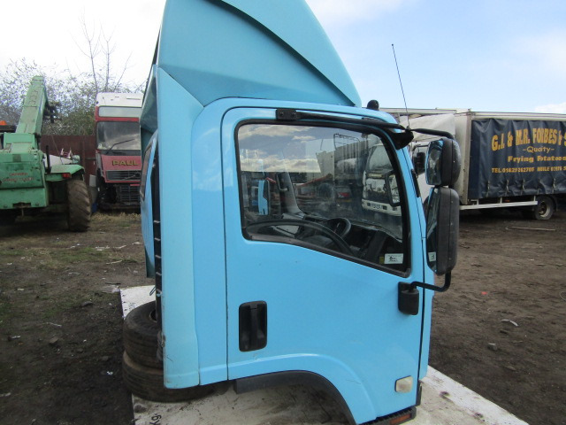 ISUZU N75 CAB (2012) - Cabine pour Camion: photos 5 ISUZU N75 CAB (2012) - Cabine pour Camion: photos 5