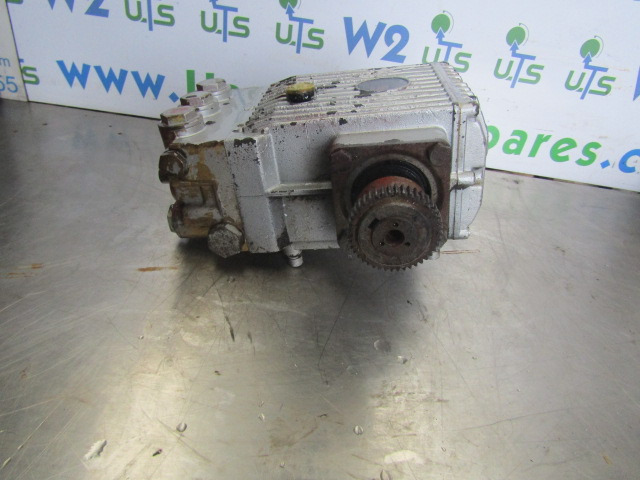 JOHNSTON VT650 HIGH PRESSURE WATER JETTING PUMP - Pompe à liquide de refroidissement pour Véhicule de voirie/ Spécial: photos 2 JOHNSTON VT650 HIGH PRESSURE WATER JETTING PUMP - Pompe à liquide de refroidissement pour Véhicule de voirie/ Spécial: photos 2