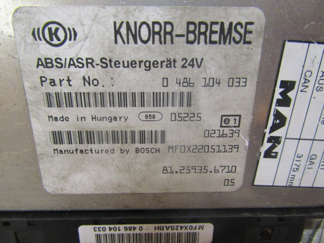 MAN M2000 18.224 ABS/ASR ECU P/NO 81.25935.6710 - Bloc de gestion pour Camion: photos 2 MAN M2000 18.224 ABS/ASR ECU P/NO 81.25935.6710 - Bloc de gestion pour Camion: photos 2