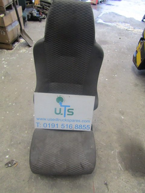 MAN TGL CENTRE SEAT (3RD) - Cabine et intérieur pour Camion: photos 1 MAN TGL CENTRE SEAT (3RD) - Cabine et intérieur pour Camion: photos 1