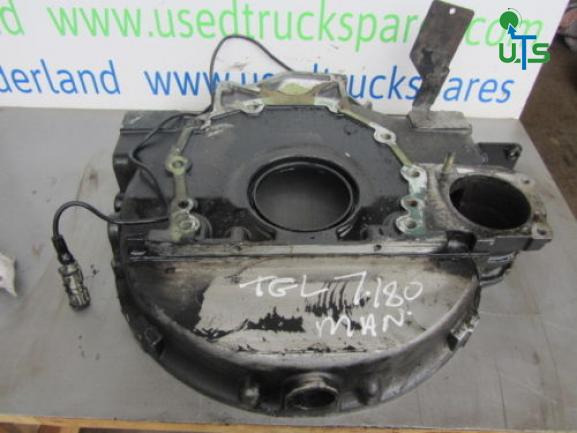 MAN TGL DO834 LFL53 MANUAL GEARBOX FLYWHEEL BELLHOUSING - Volant moteur pour Camion: photos 1 MAN TGL DO834 LFL53 MANUAL GEARBOX FLYWHEEL BELLHOUSING - Volant moteur pour Camion: photos 1