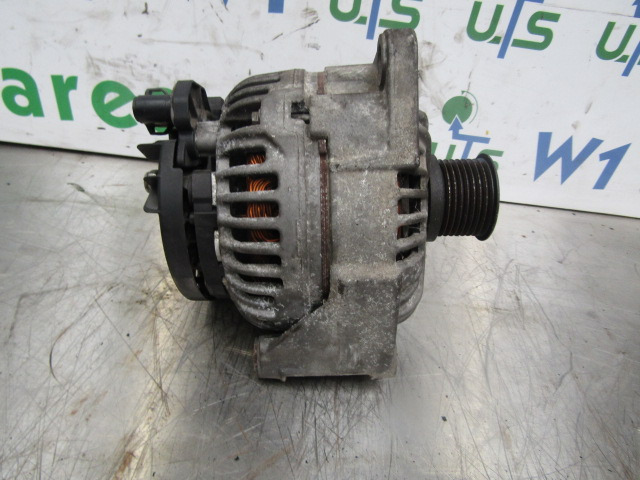 MAN TGM 340 DO836 ALTERNATOR BOSCH TYPE BR28-N1 - Système électrique pour Camion: photos 1 MAN TGM 340 DO836 ALTERNATOR BOSCH TYPE BR28-N1 - Système électrique pour Camion: photos 1