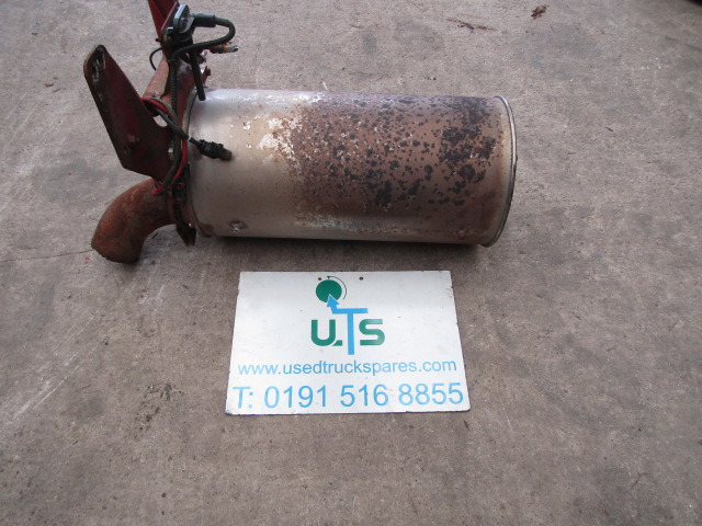 MAN TGM CAT/DPF P/NO 81.151010421 - Système d'échappement pour Camion: photos 1 MAN TGM CAT/DPF P/NO 81.151010421 - Système d'échappement pour Camion: photos 1