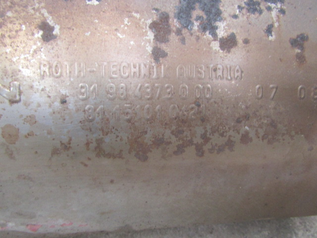 MAN TGM CAT/DPF P/NO 81.151010421 - Système d'échappement pour Camion: photos 3 MAN TGM CAT/DPF P/NO 81.151010421 - Système d'échappement pour Camion: photos 3