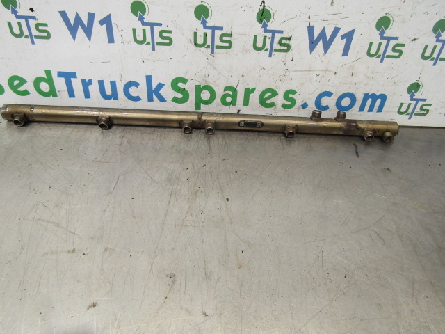 MERCEDES ACTROS MP4 OM471-6 FUEL RAIL BOSCH P/NO 0445 226 088 MERCEDS P/NO A4710780245 - Moteur et pièces pour Camion: photos 1 MERCEDES ACTROS MP4 OM471-6 FUEL RAIL BOSCH P/NO 0445 226 088 MERCEDS P/NO A4710780245 - Moteur et pièces pour Camion: photos 1