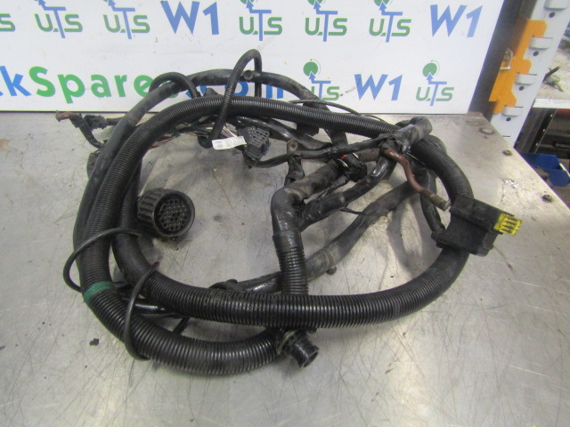 MERCEDES AXOR 1829 MANUAL GEARBOX WIRING HARNESS P/NO 003929484 - Système électrique pour Camion: photos 4 MERCEDES AXOR 1829 MANUAL GEARBOX WIRING HARNESS P/NO 003929484 - Système électrique pour Camion: photos 4